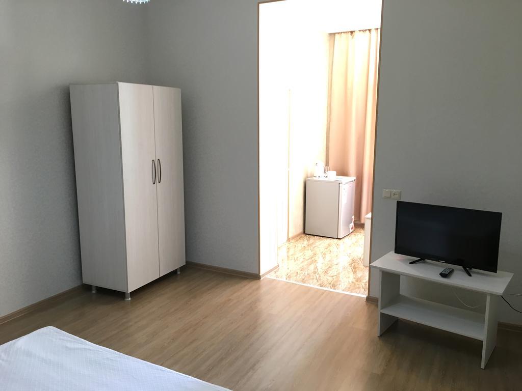 Batumi Summer Hotel ภายนอก รูปภาพ